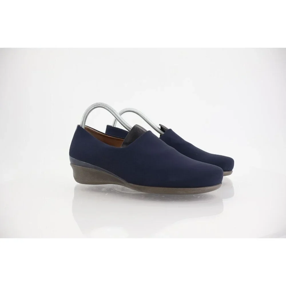 Ecco Women's Abalone Loafer Size 38 7 Low Wedge Slip On Travel Shoe Navy Blue